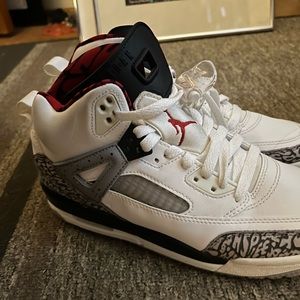 Jordan size 7 youth no insoles